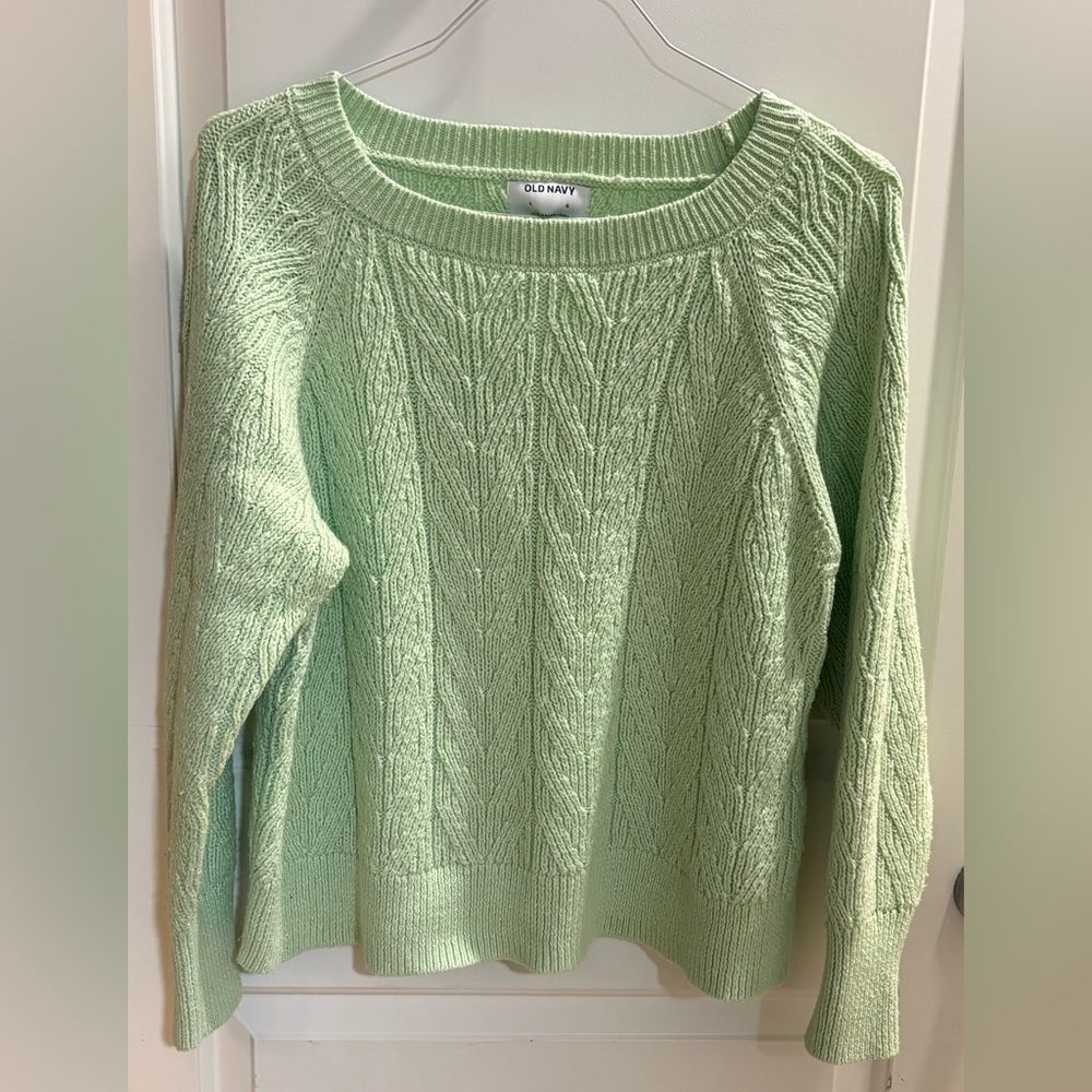 3/$15 Old Navy Women's Light Green Cable Knit Sweater